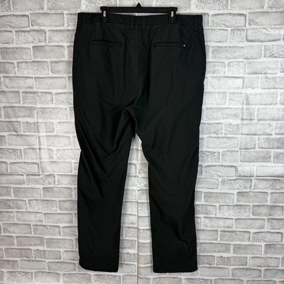 Travis Mathew Nylon Stretch Solid Black Casual Golf Pants Mens 40 x 32 - Picture 3 of 9